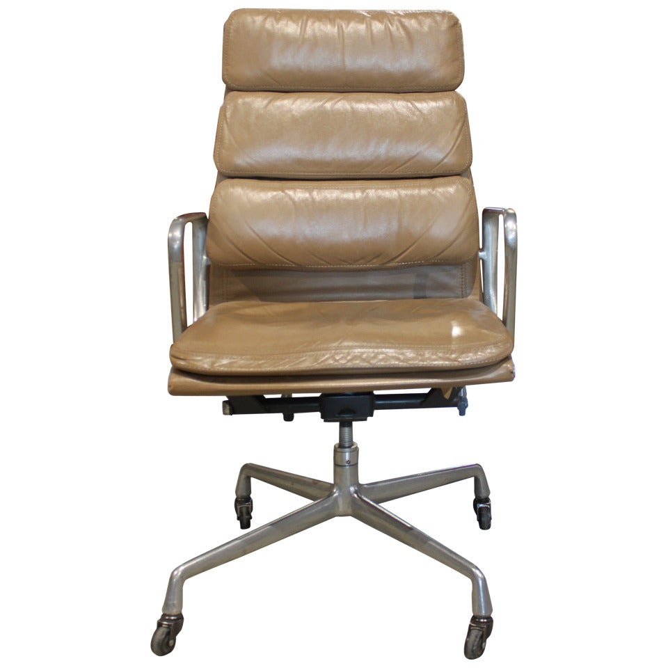 Eames Soft Pad Executive Chair at 1stDibs