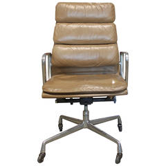 Eames Soft Pad Executive Chair Vintage Eames Soft Pad Executive Chair