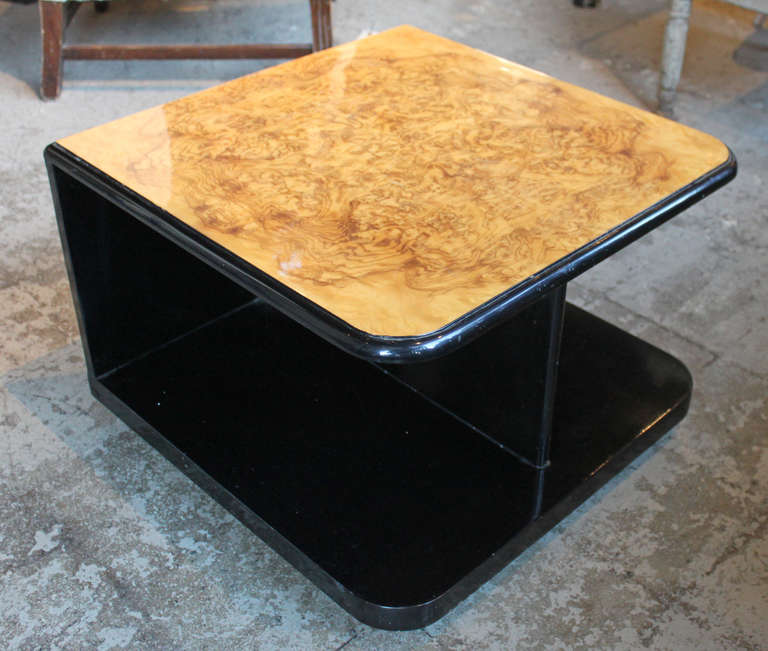 Pair of 1940's Burl and Lacquered End Tables 1