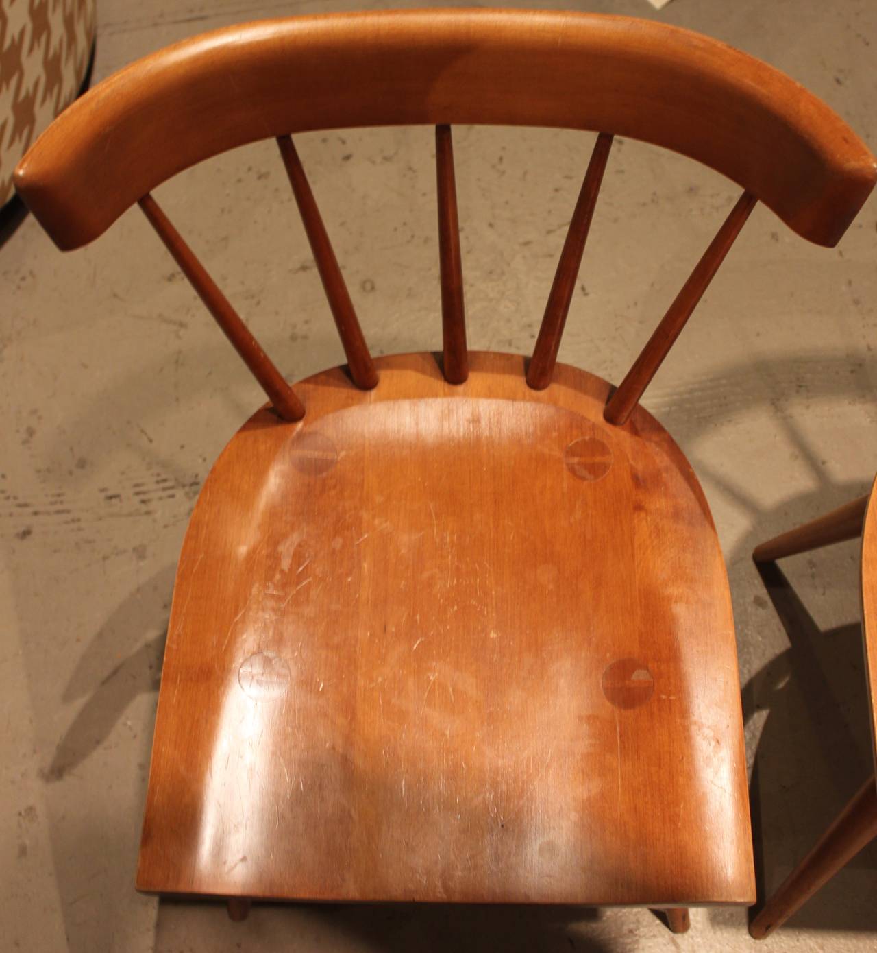 Pair of Paul McCobb Spindle Back Side Chairs In Excellent Condition In Hudson, NY