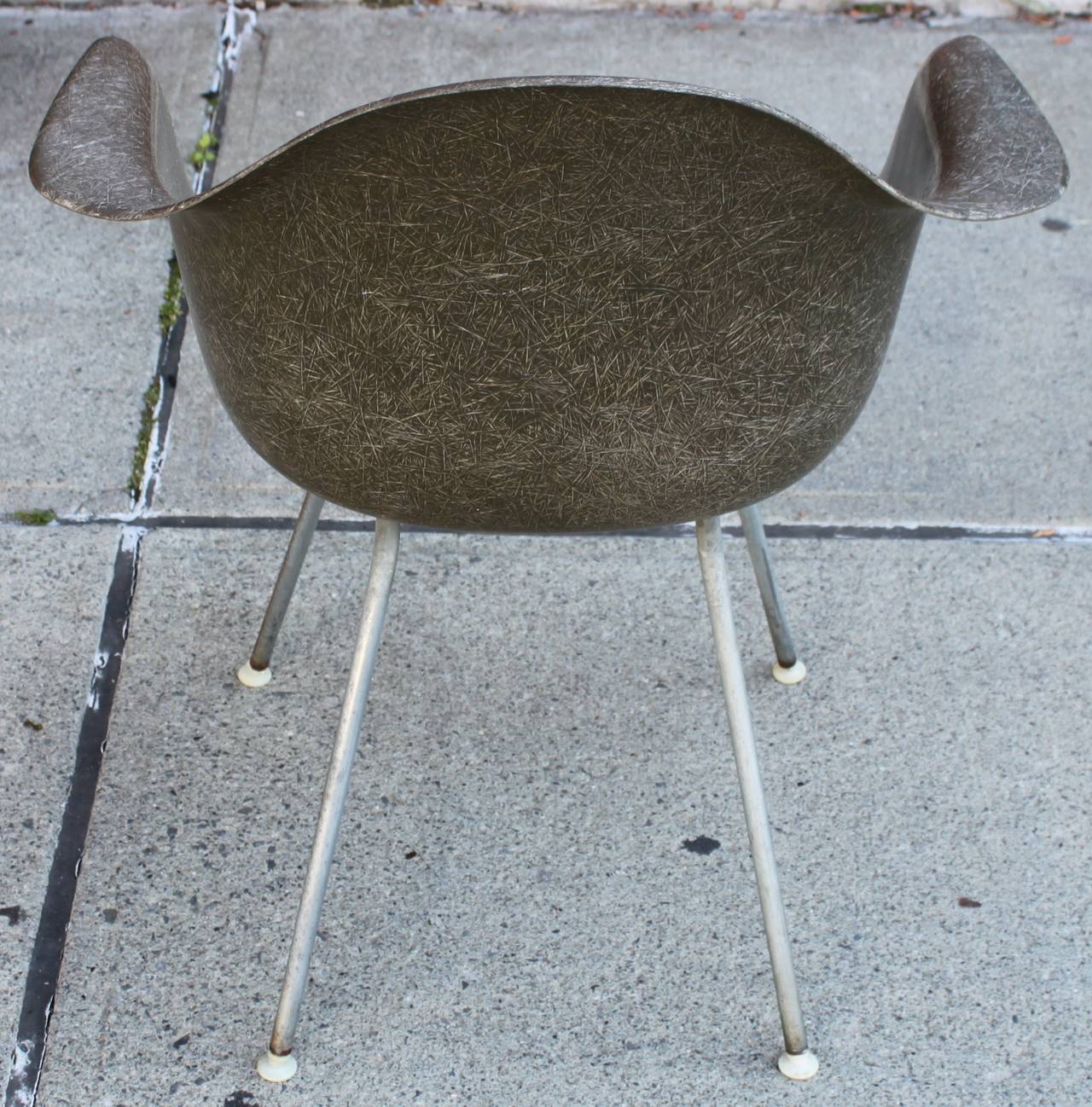 American Eames Shell Armchair in Elephant Grey For Sale