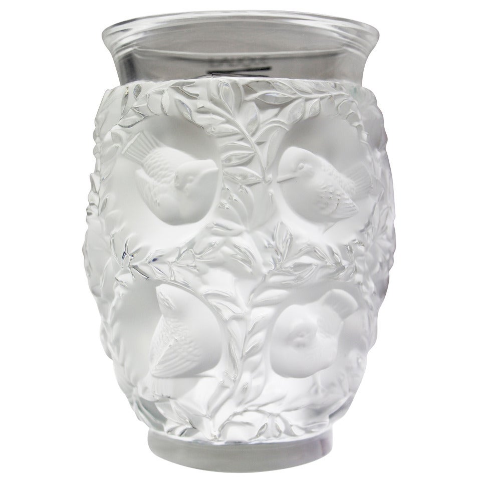 Lalique Crystal Vase Bagatelle of "Love Birds"