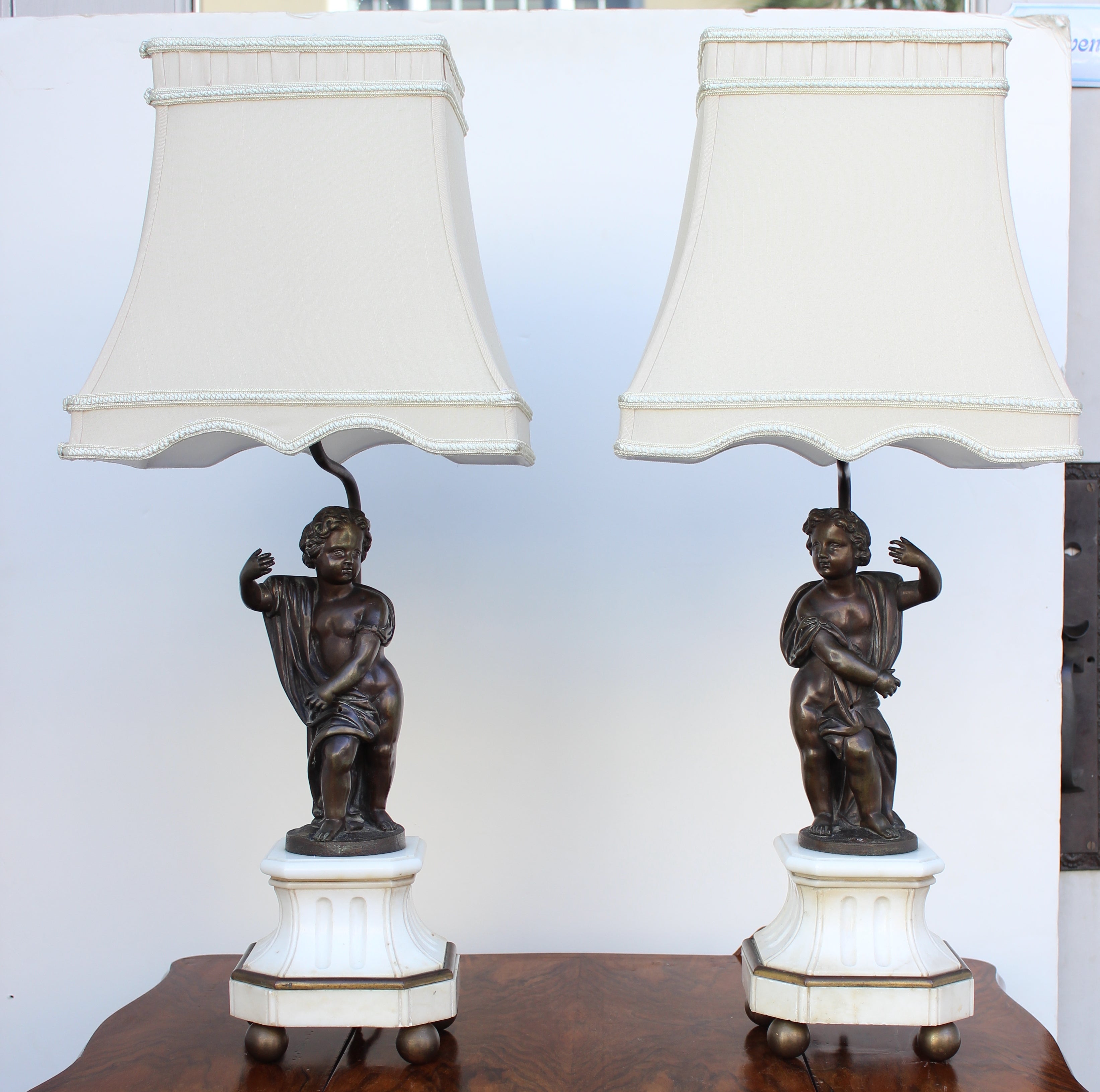 Pair of Italian Bronze and Carrara Marble "Putto" Lamps For Sale