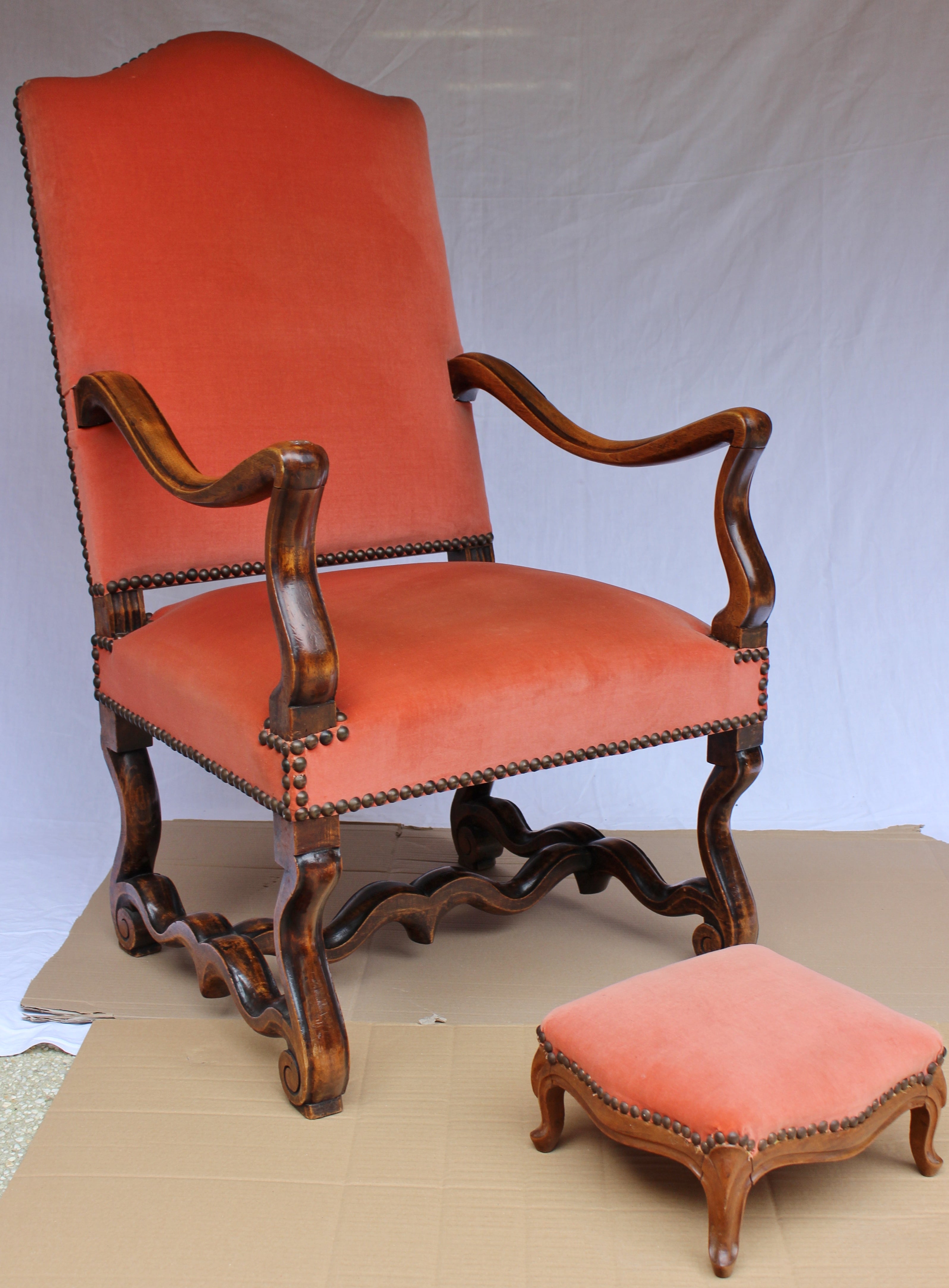 Louis XIV style Armchair with its footrest.