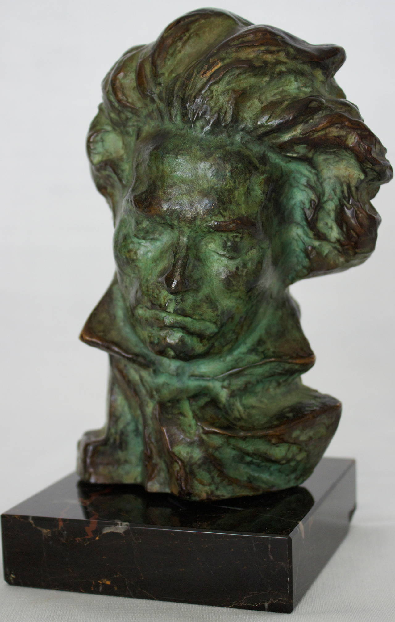 Early 20th Century Art Deco Bronze Head of Beethoven by Pierre Le Faguays