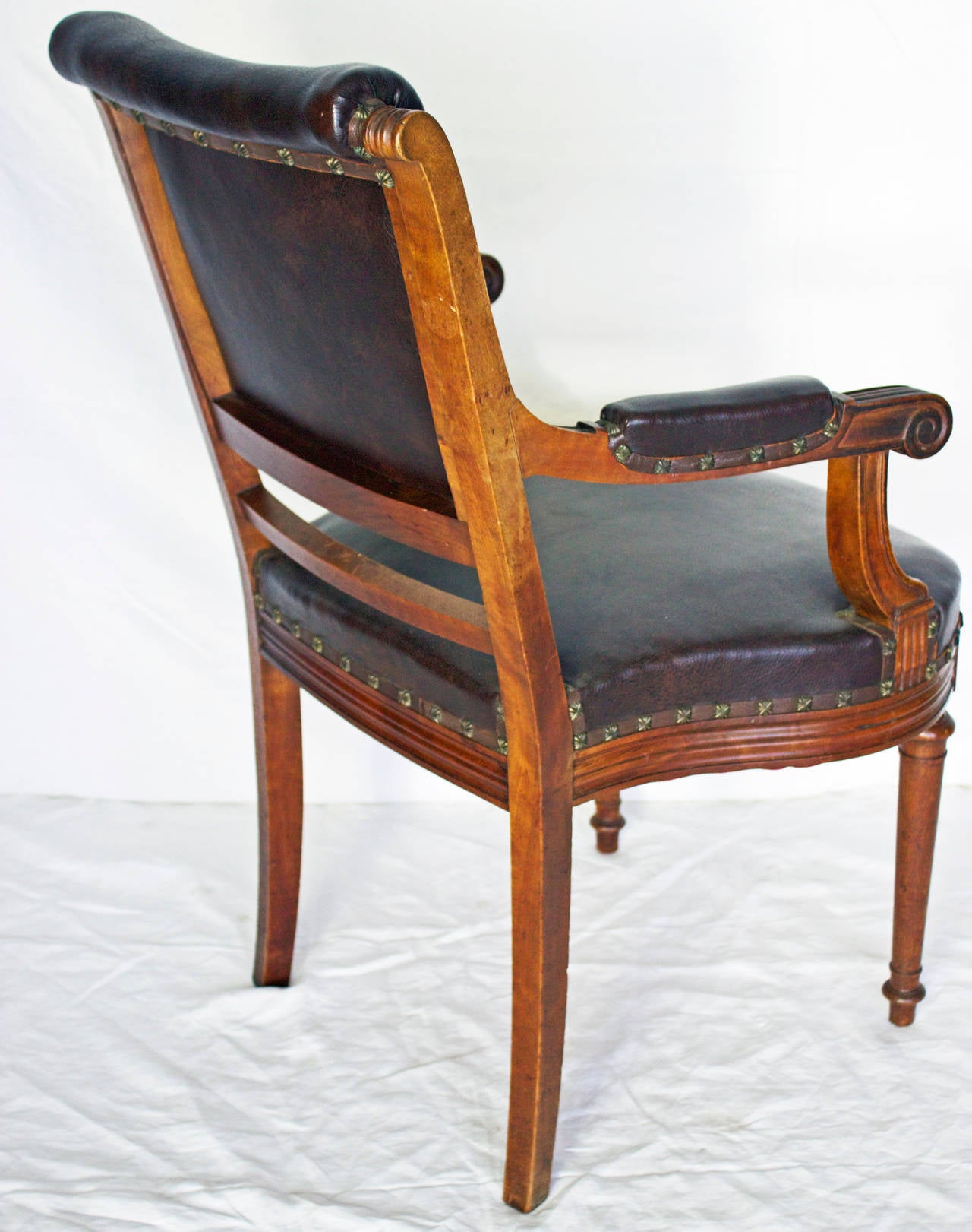 French Louis XVI Style Leather Top Desk Armchair In Excellent Condition In Charleston, SC