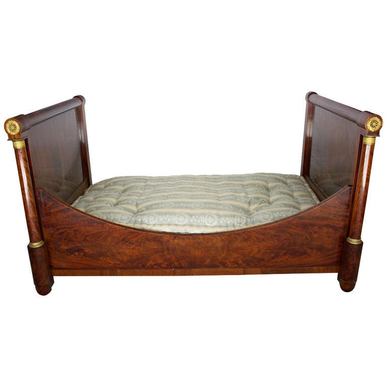 First Empire Period "Lit Bateau" Daybed For Sale at 1stDibs | lit en bateau,  lit bateau empire, bateau lit