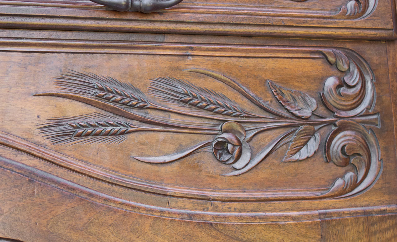 Carved French Provencal Walnut Buffet a Glissant, 18th Century For Sale