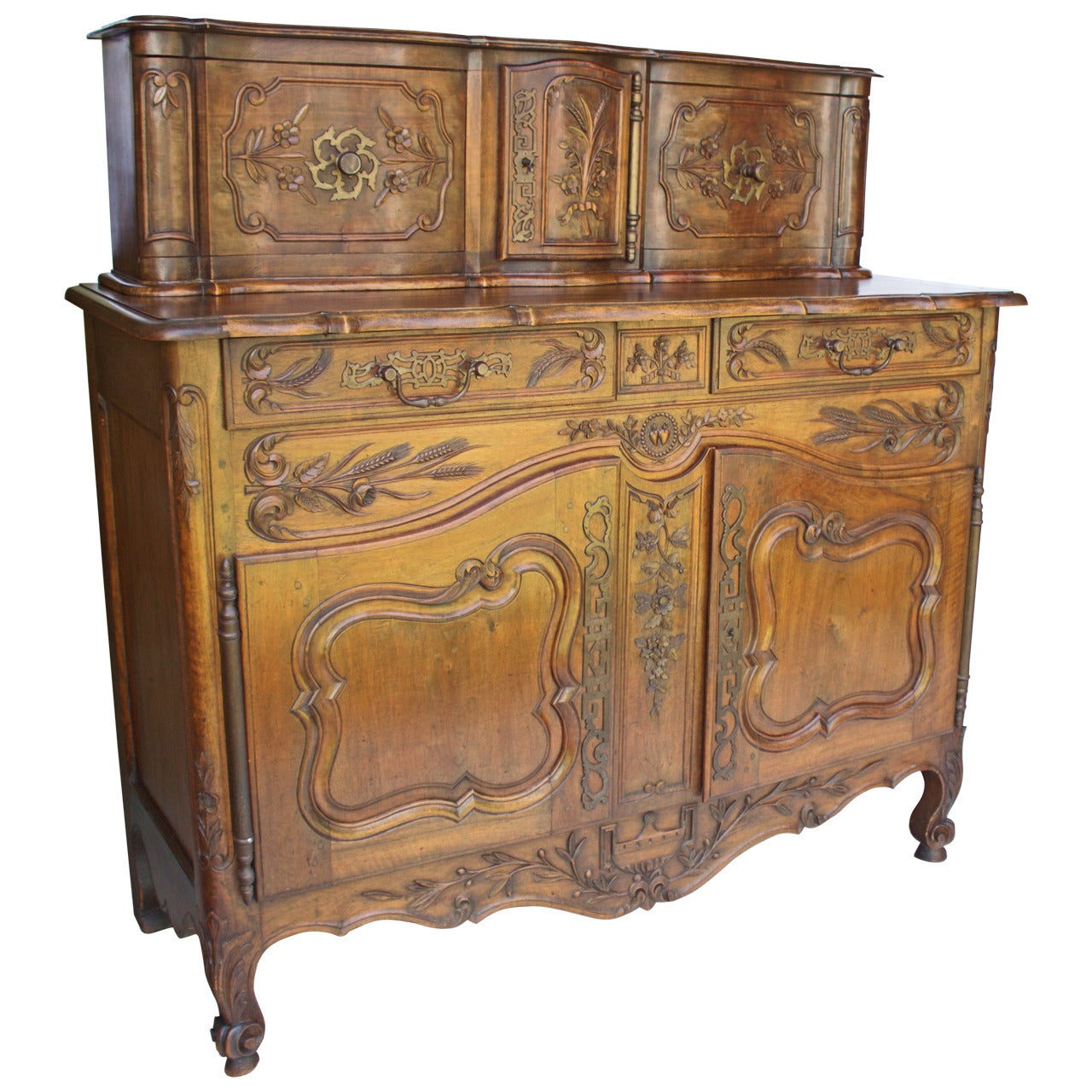 French Provencal Walnut Buffet a Glissant, 18th Century For Sale