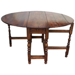 18th Century Oak Gateleg Table