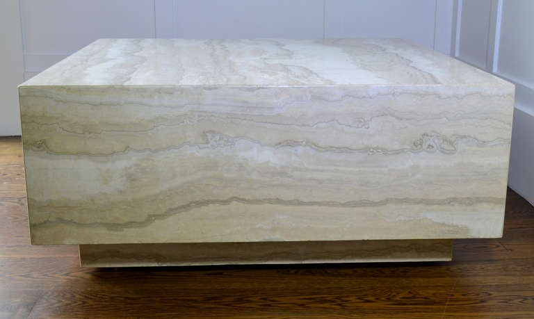Travertine Marble Cocktail Table In Excellent Condition In Norwalk, CT