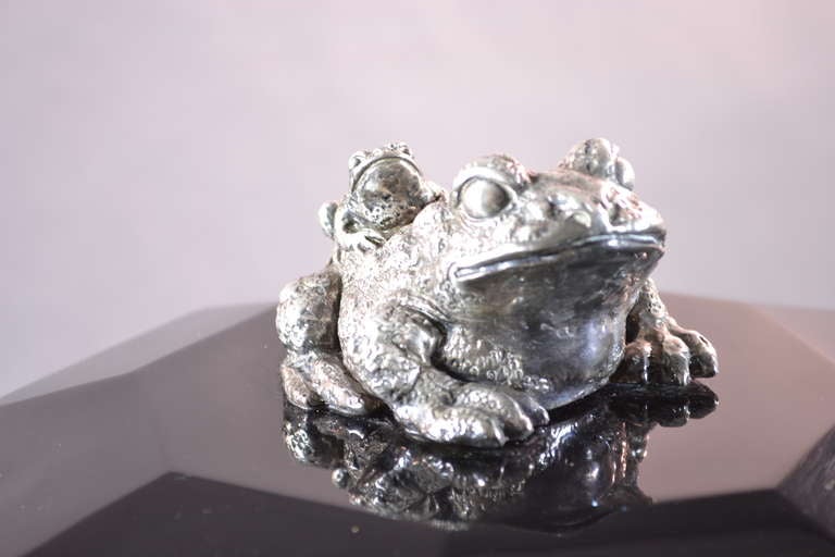 20th Century Silver Frogs on Black Ice Bucket