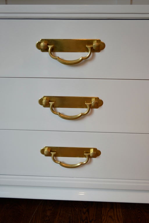 Lacquered Oriental Form Chest In Excellent Condition In Norwalk, CT