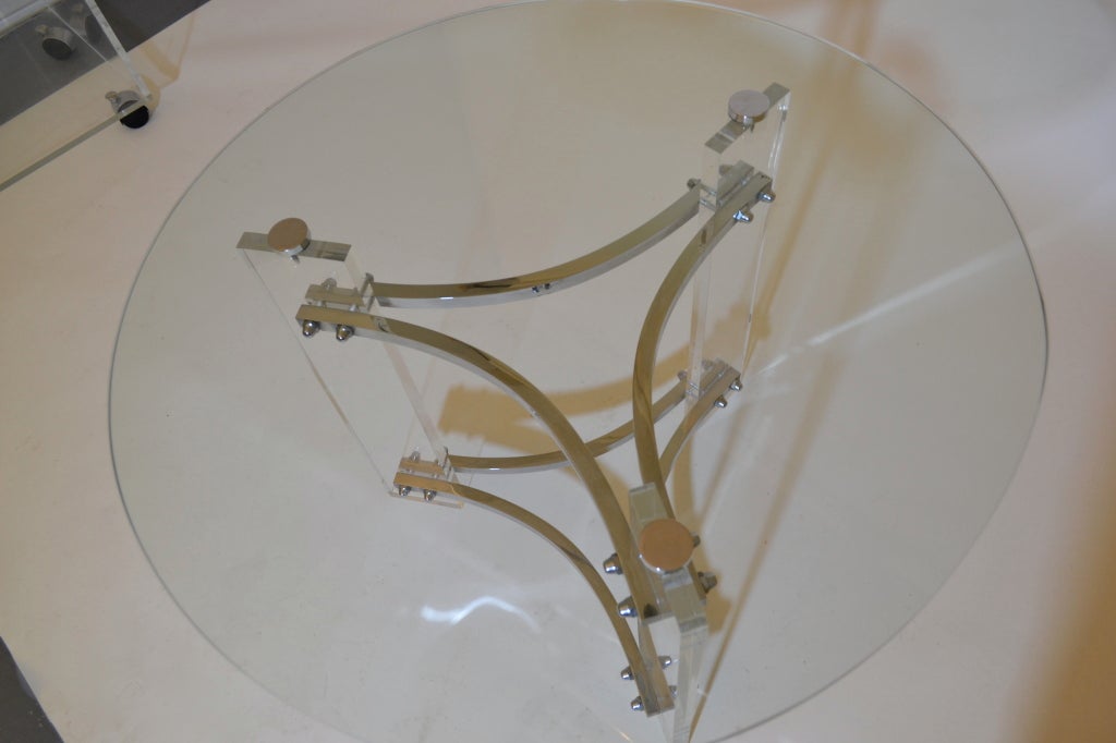 Charles Hollis Jones Lucite and Chrome Table  In Excellent Condition In Norwalk, CT