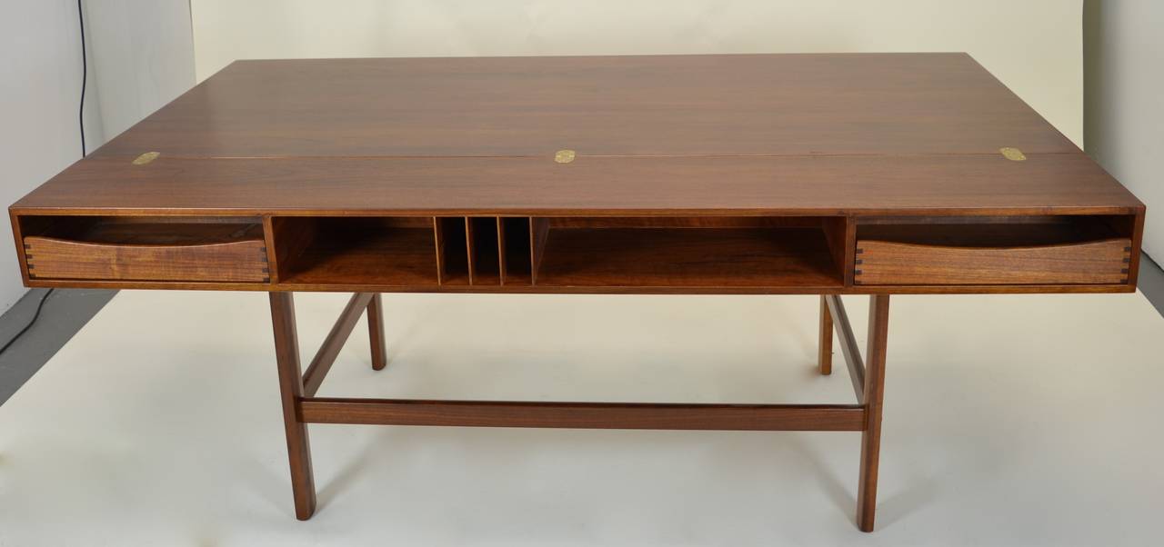 Peter Lovig Nielsen Flip-top Partners Desk, circa 1960s In Excellent Condition In Norwalk, CT