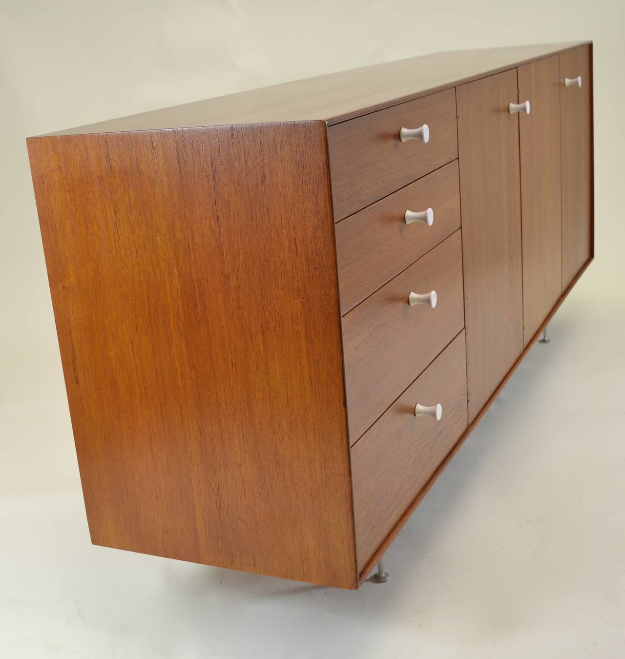 George Nelson Thin Edge Sideboard for Herman Miller, circa 1950s In Excellent Condition In Norwalk, CT