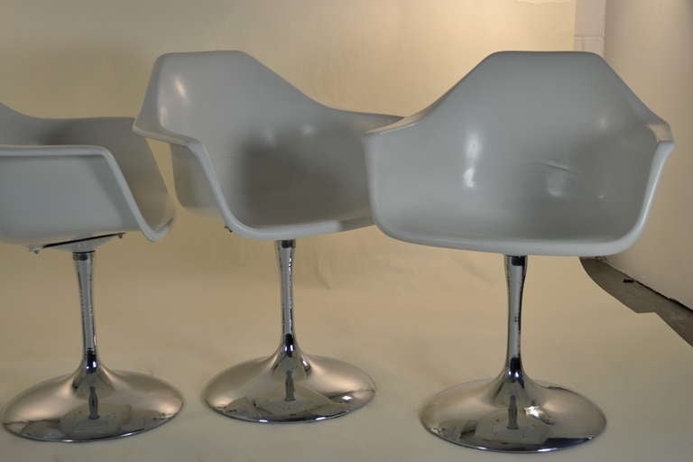 Set of 4 Shell Chairs at 1stdibs