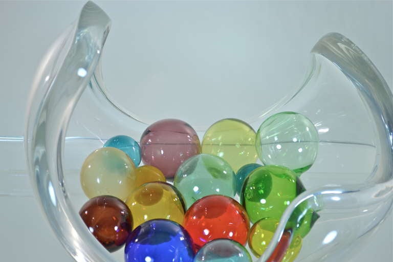 Heavy Lucite Bowl with Colored Floats In Excellent Condition In Norwalk, CT