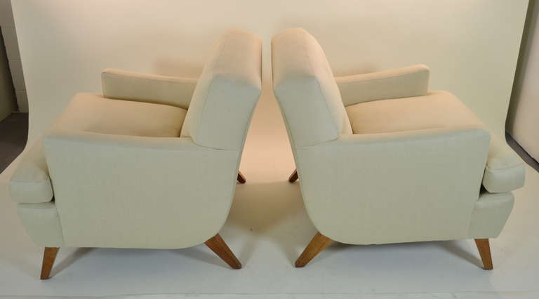 Pair of 1940s Lounge Chairs In Excellent Condition In Norwalk, CT