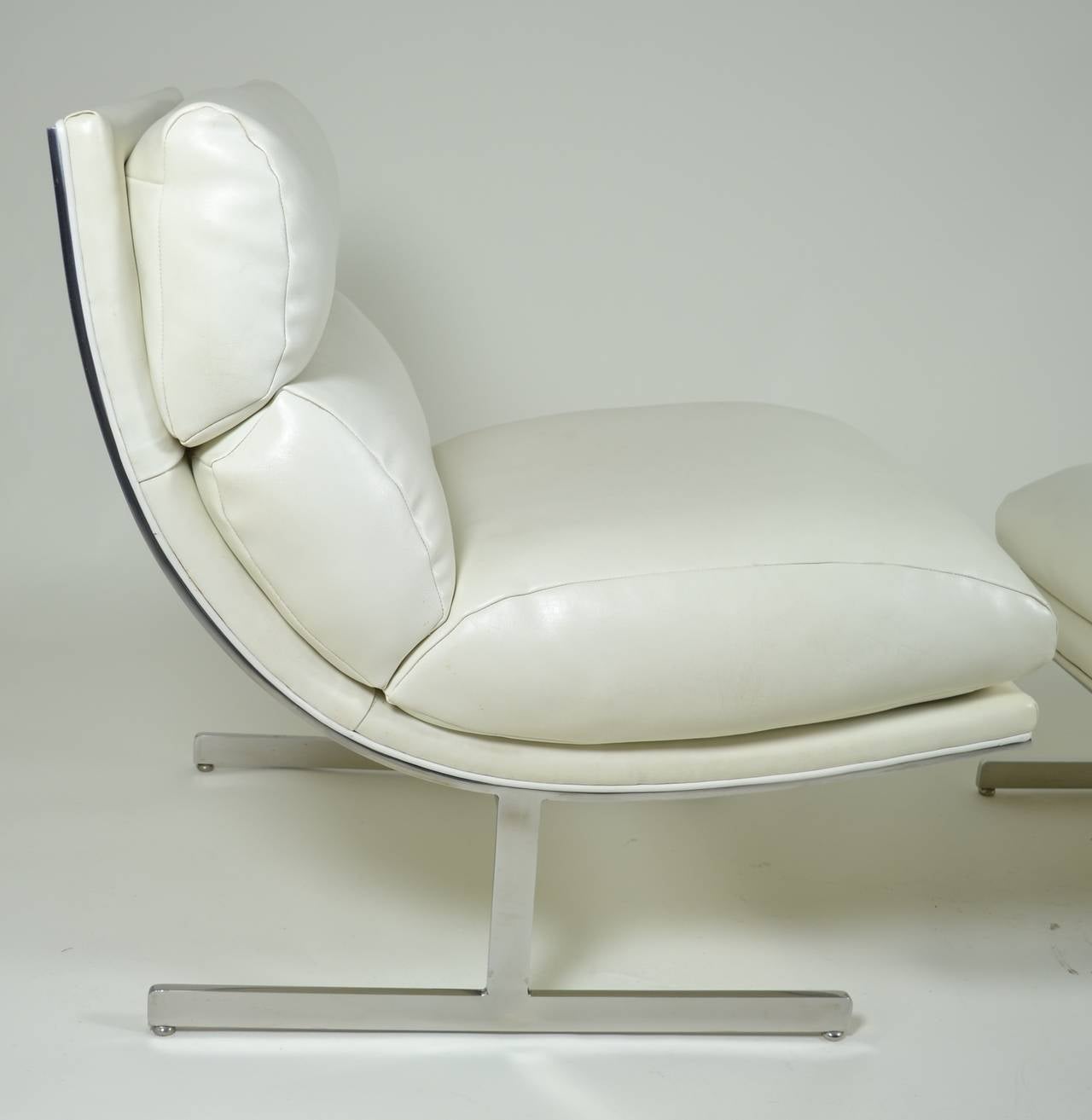 Modern Lounge Chair and Ottoman by Kipp Stewart for Directional, circa 1970 1