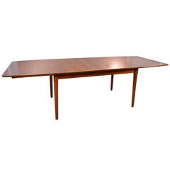 Danish Modern DIning Table with 2 Leaves Danish Modern DIning Table with 2 Leaves