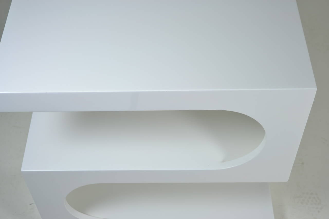 Sculptural Lacquered Side Table, circa 1970s 1