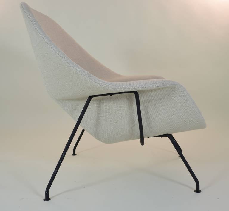 Mid-20th Century Early Womb Chair by Eero Saarinen for Knoll