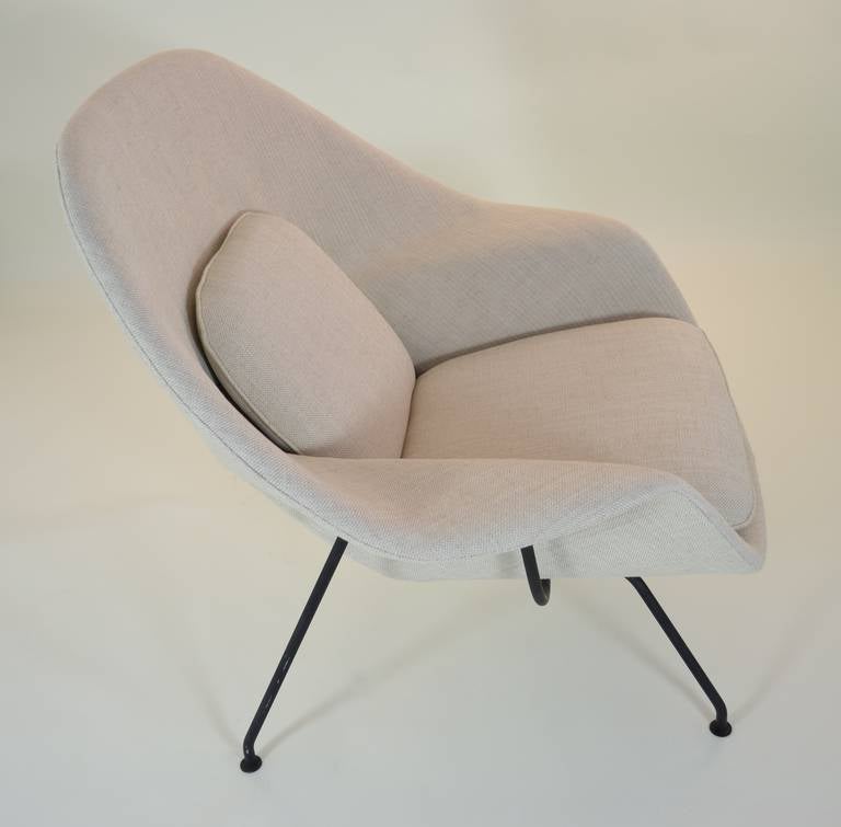 Early Womb Chair by Eero Saarinen for Knoll 1