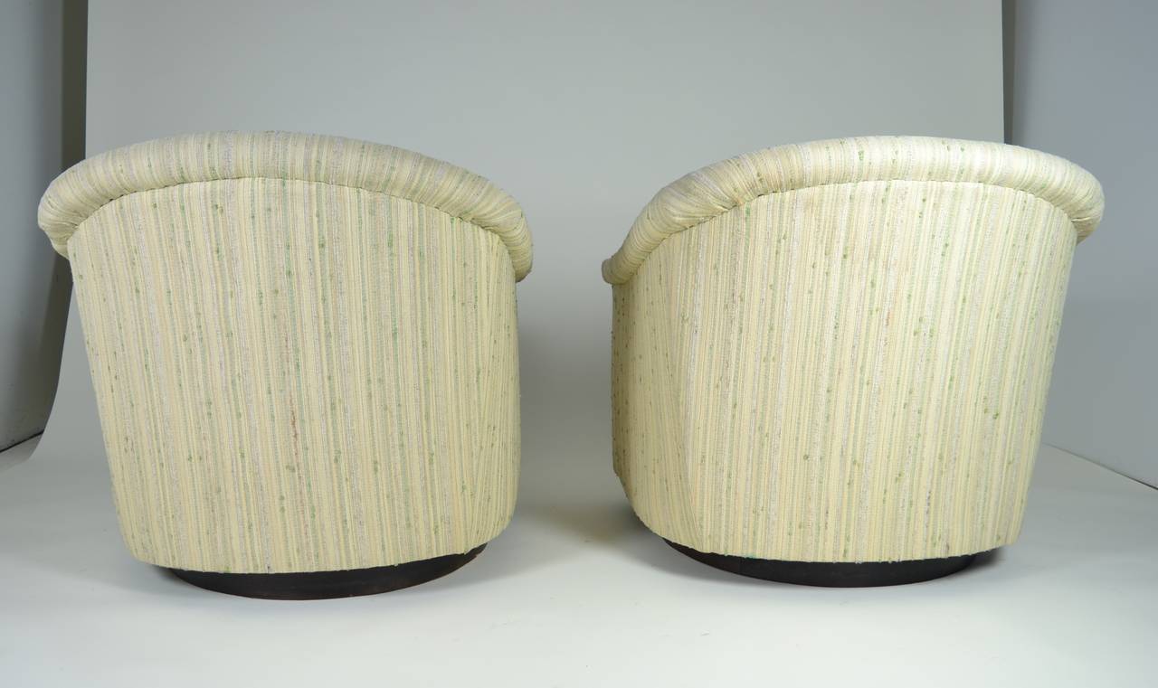 Mid-20th Century Pair of Modern Swivel Lounge Chairs, Circa 1950s