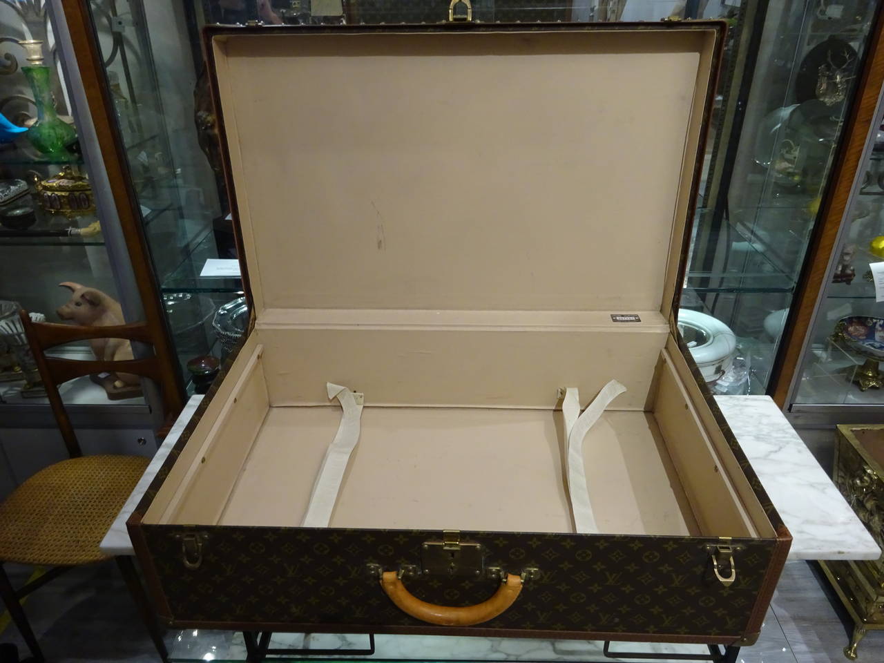 Jumbo Vintage Louis Vuitton Monogram Suitcase 1