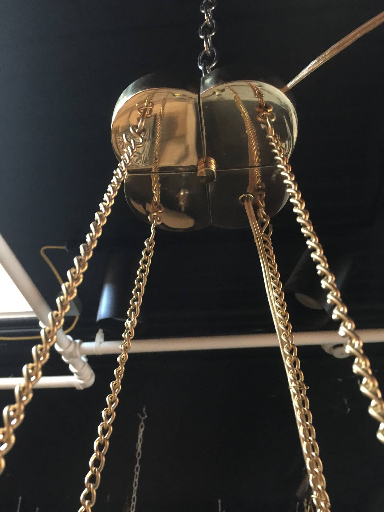 Mid-Century Modern Brass Chandelier in the Manner of Tommi Parzinger For Sale