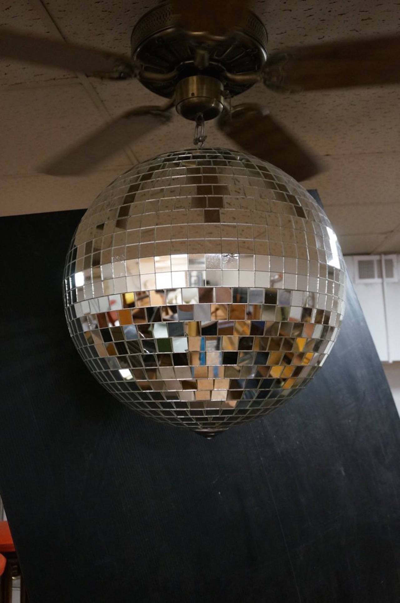 Large Vintage Disco Ball, Continous mirrored segments