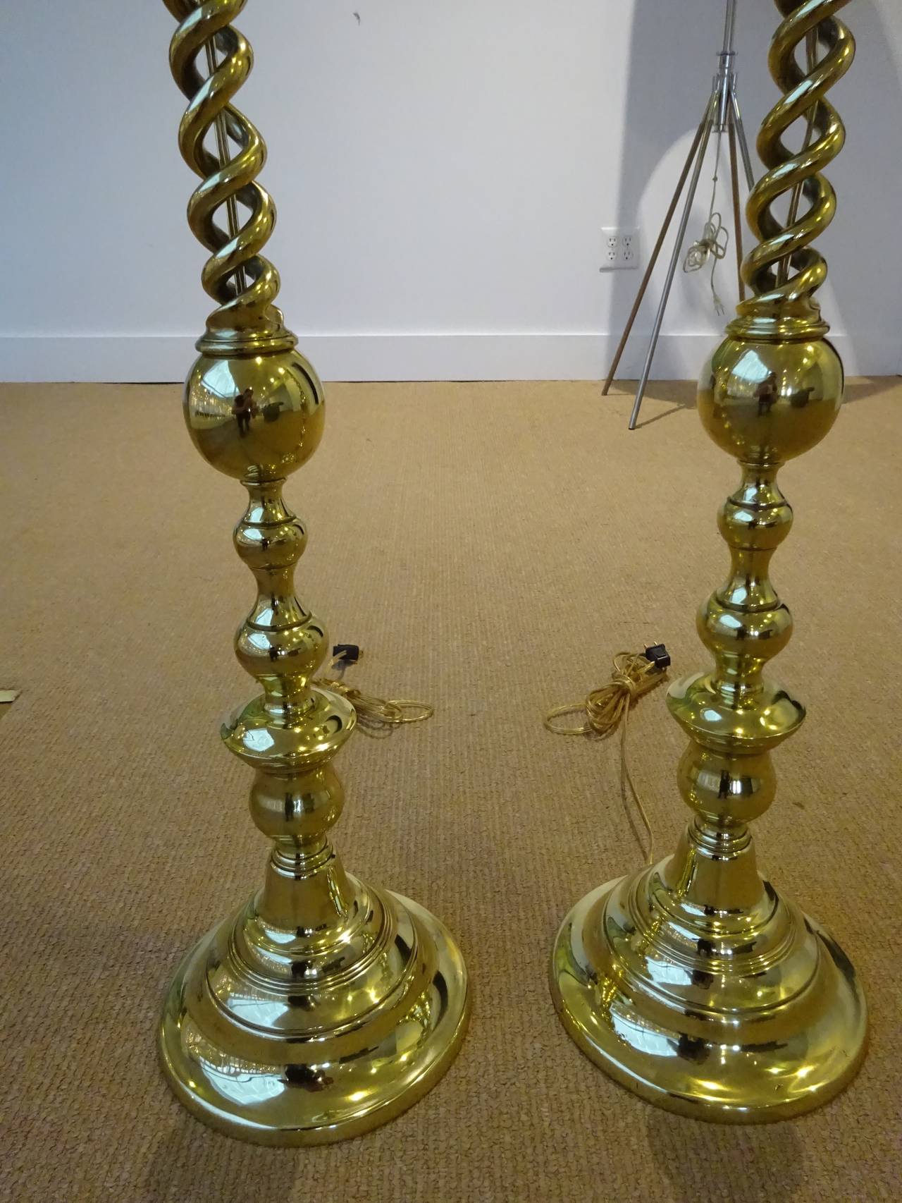 Elizabethan Pair of English Brass Barley Twist Floor Lamps
