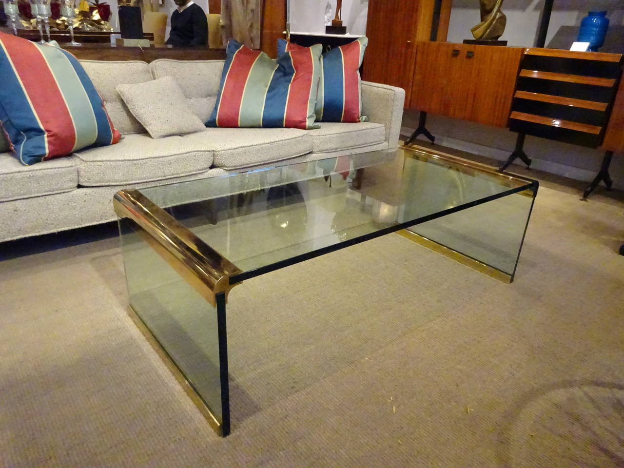 Pace Collection Coffee Table In Good Condition In Oaks, PA
