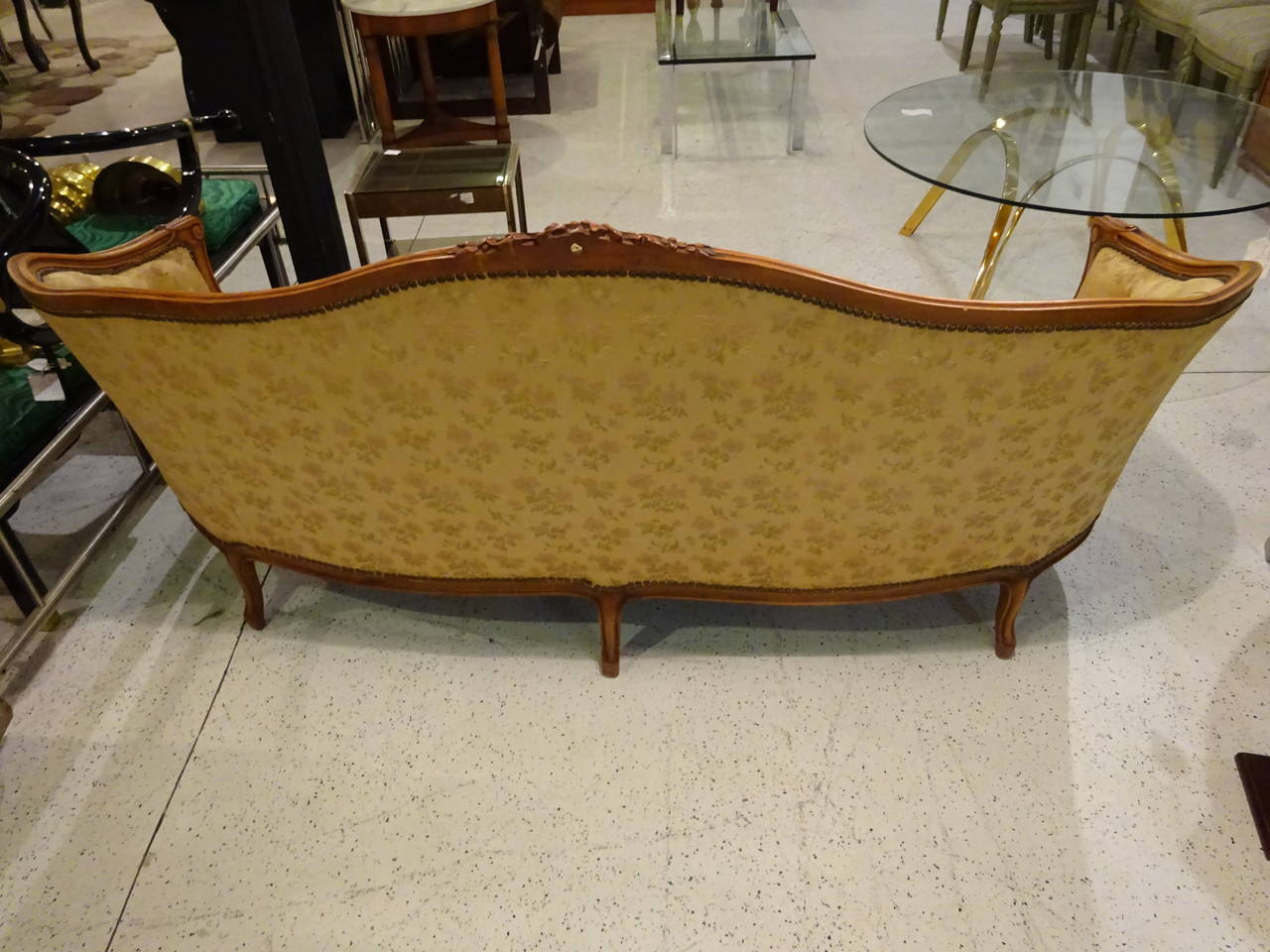 Sofa im Louis XV-Stil des 19. Jahrhunderts (Geschnitzt)