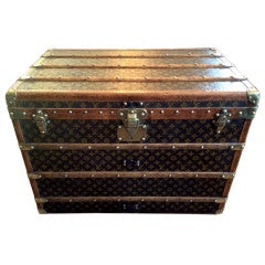 1920's-1930's Louis Vuitton Steamer Trunk in Excellent Condition