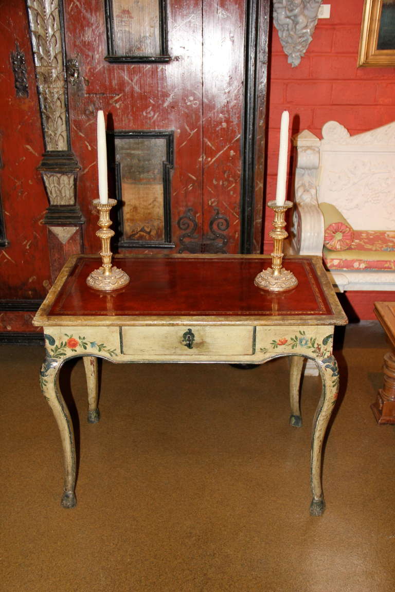 18th Century Italian Polychrome Side Table In Excellent Condition For Sale In San Francisco, CA