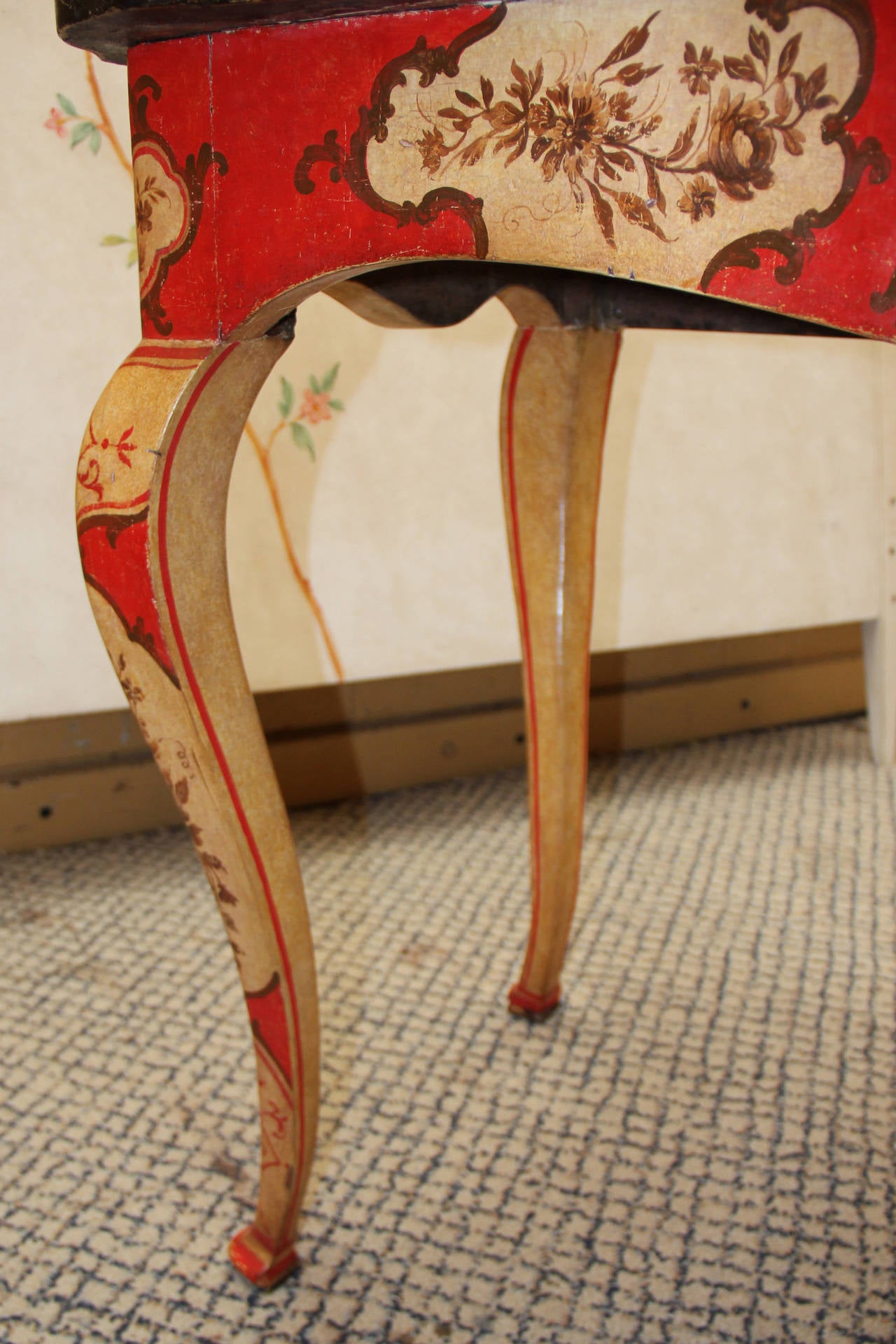 Striking Pair of 18th Century Venetian Polychrome Console Tables For Sale 1