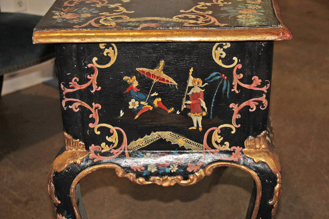 18th Century and Earlier 18th Century Venetian Rococo Chinoiserie Polychrome Cassetone Piccolo, Lowboy For Sale