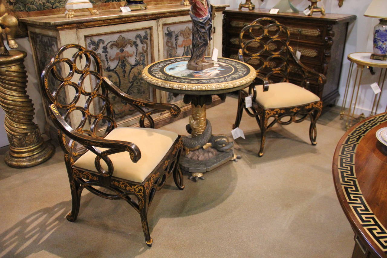 18th Century Set of Twelve George III Parcel Gilt and Black-Japanned Dining Chairs