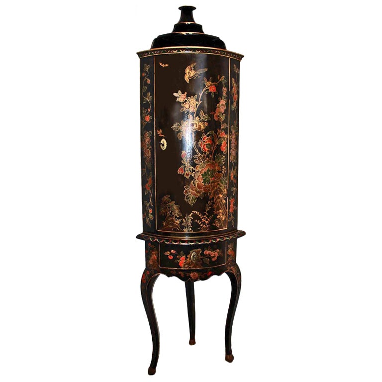 Early 18th Century English Japanned Corner Cabinet on a Stand For Sale