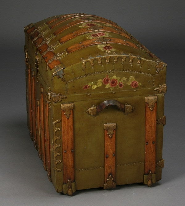 19th Century Dome Top European Trunk For Sale 1