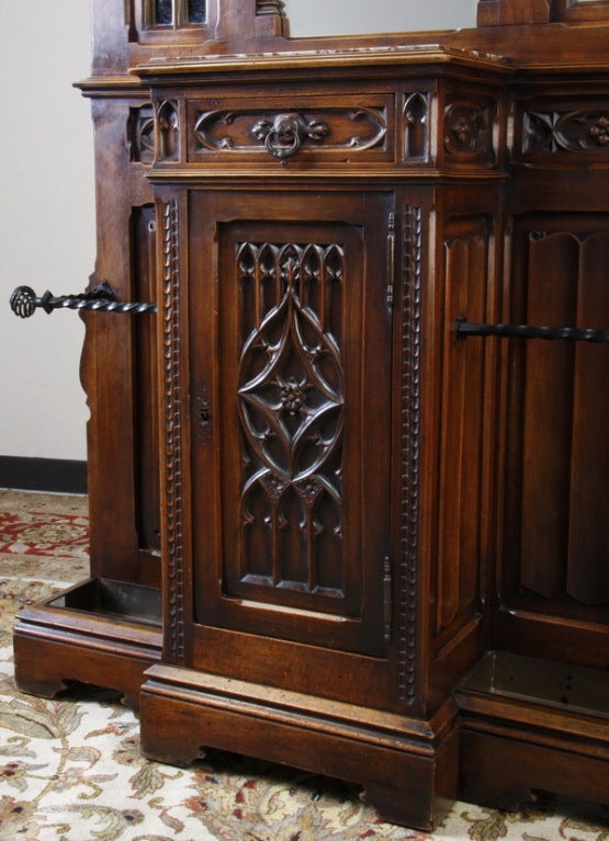 French Gothic Revival Carved Walnut Hall Tree For Sale 1