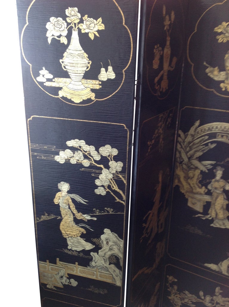 Mid-20th Century Four Panel Folding Screen, Chinese Blk with Gold Design, Mid 20th Century For Sale