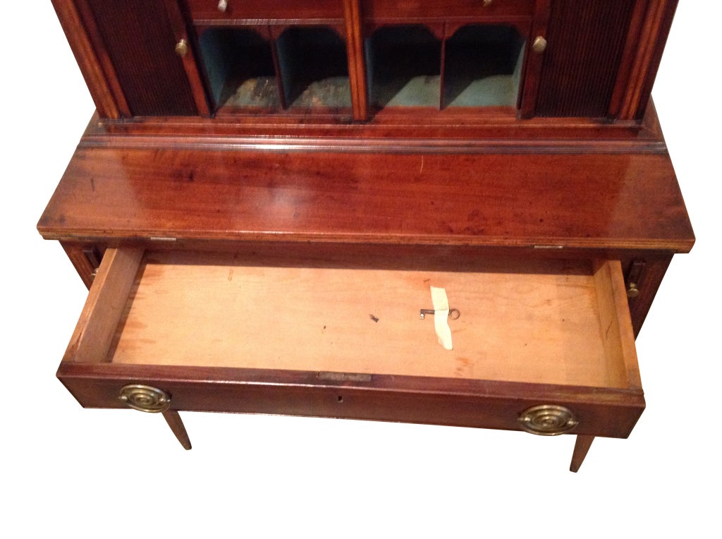 Federal Inlaid Mahogany Tambour Ladies' Writing Desk, Circa 1795 In Good Condition In West Palm Beach, FL