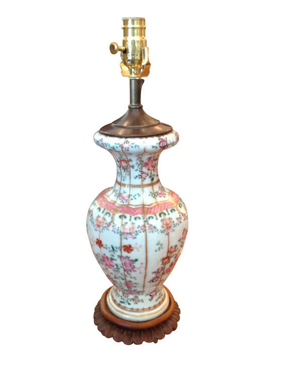 Französische Porzellanvase Samson, Drilled for Electricity, geschnitzt, 19. Jahrhundert, Geschnitzt