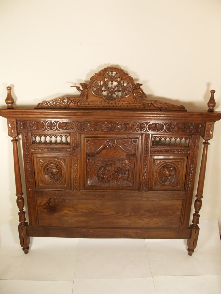 French Hand Heavily Carved Walnut Brittany Bed, Head, 19th Century For Sale 2