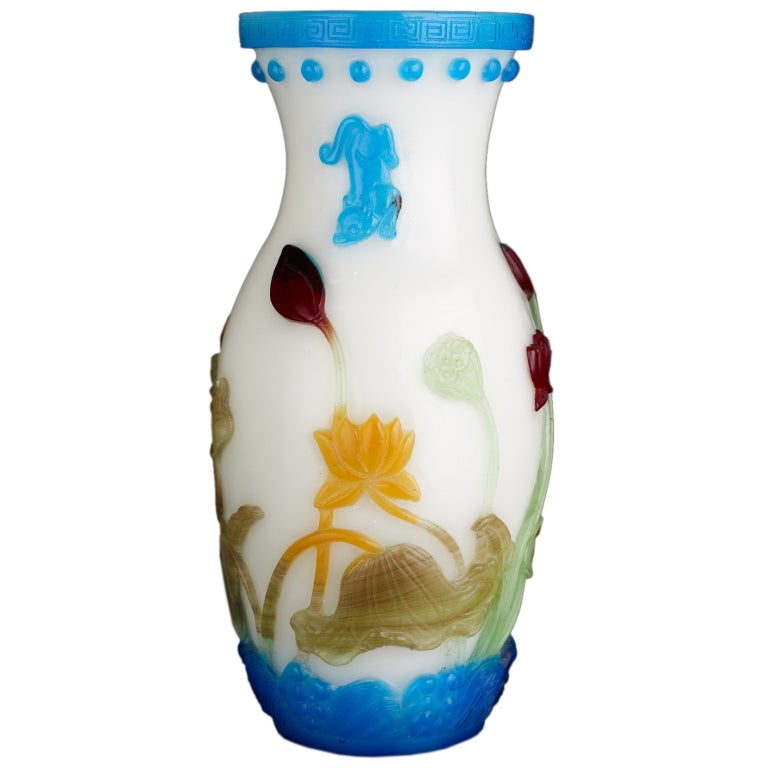 Multicolor-Overlay on White Glass Vase