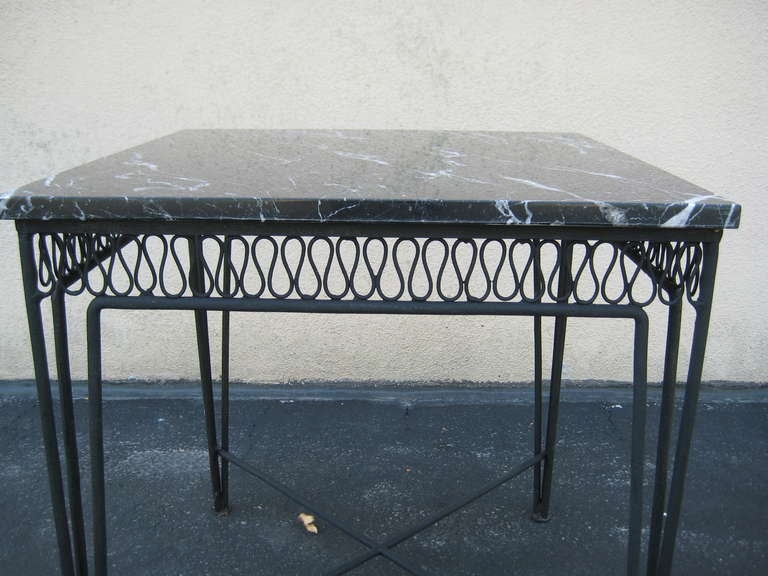 Maurizio Tempestini for Salterini Marble and Wrought Iron Side or End Table In Excellent Condition In New York, NY