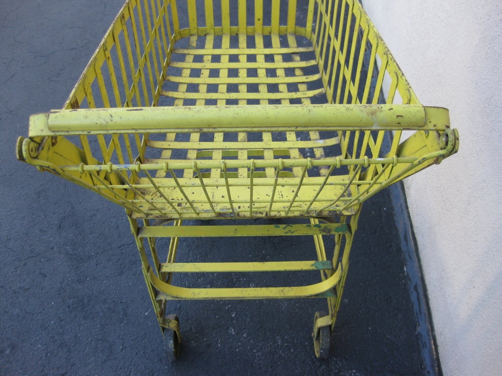 Early 20th Century Industrial Steel Grocery Shopping Rolling Cart For Sale 1